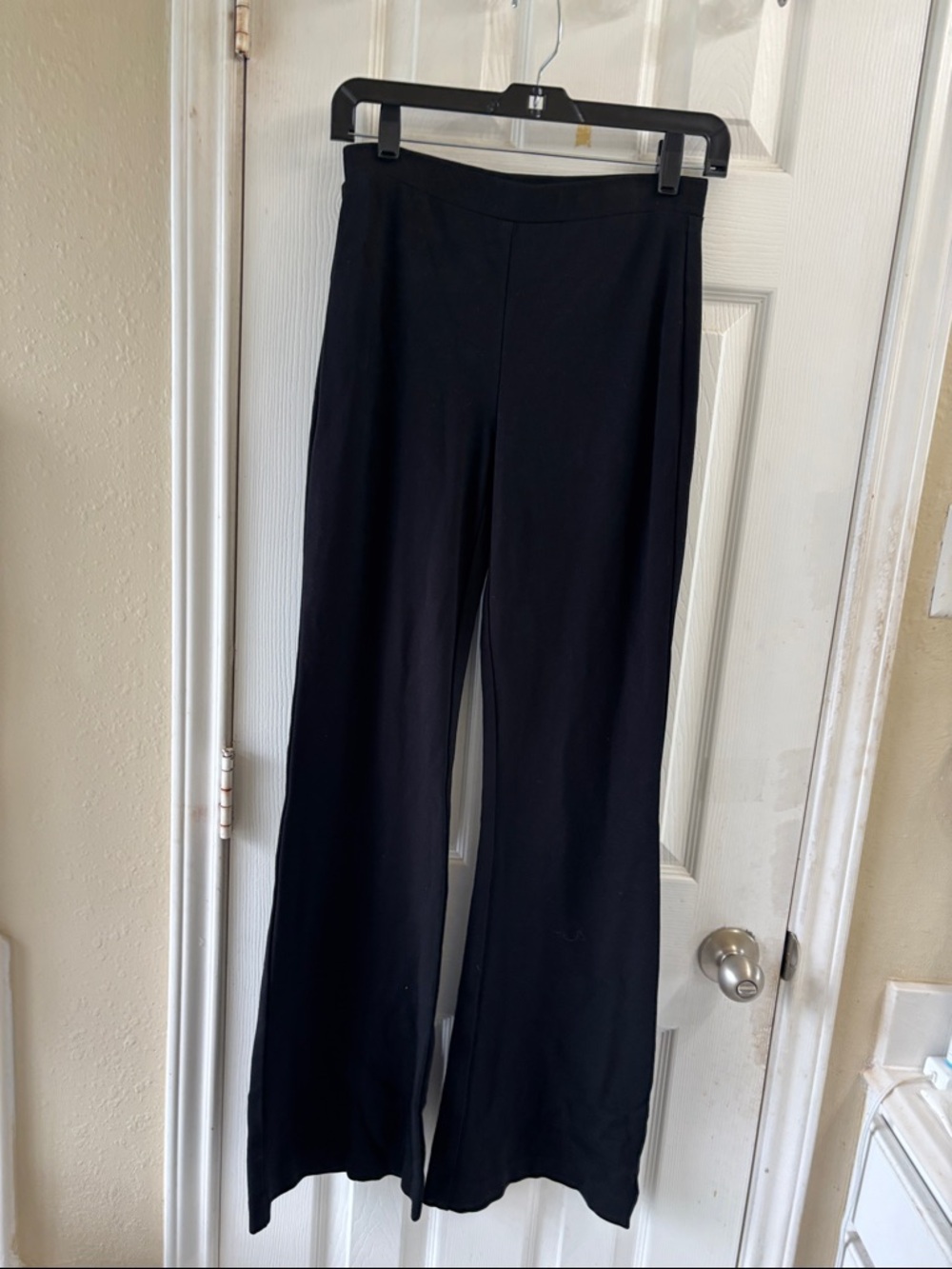 Kobi Halperin Black pull on Meghan flare pants. EUC